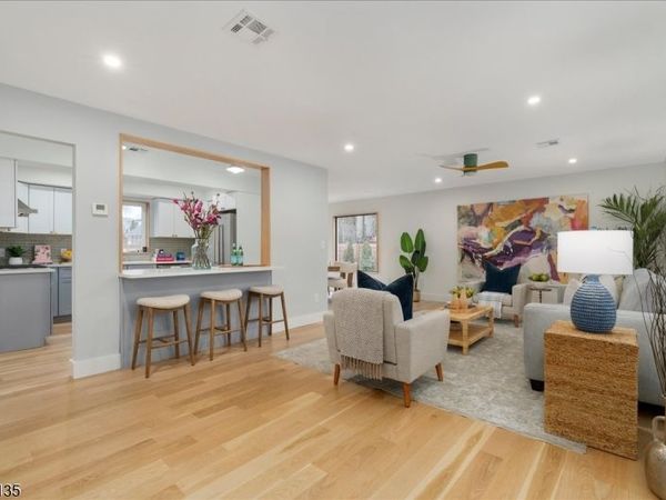 10 Perry St, Lambertville, NJ 08530