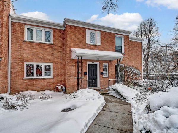 491 OLD SURREY Lane, Unit A, Hinsdale, IL 60521