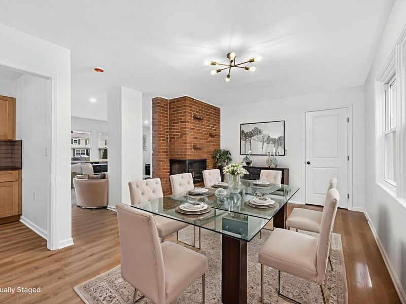 399 Carilla Lane, Columbus, OH 43228 Photo 11