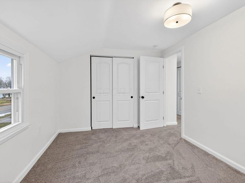 399 Carilla Lane, Columbus, OH 43228 Photo 23