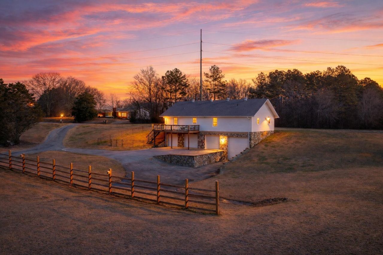 143 Meridian Way, Dalton, GA 30721 Main Photo