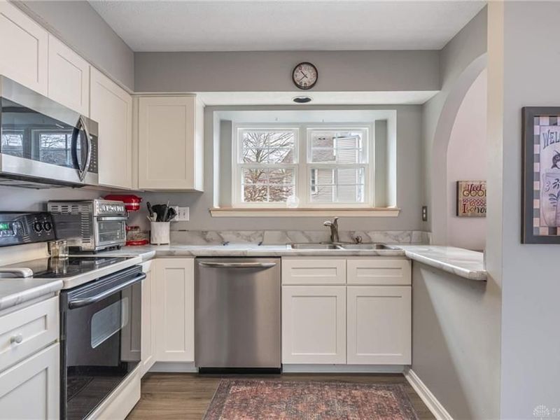 6834 Cedar Cove Drive, Centerville, OH 45459 Photo 10