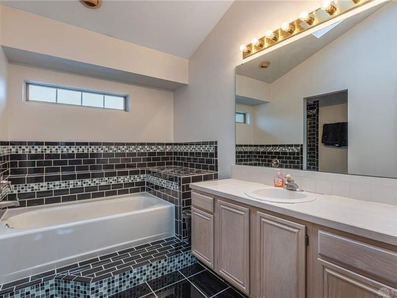 6834 Cedar Cove Drive, Centerville, OH 45459 Photo 20