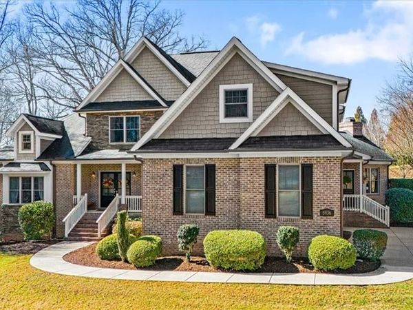 5936 Tarleton Drive , Oak Ridge, NC 27310