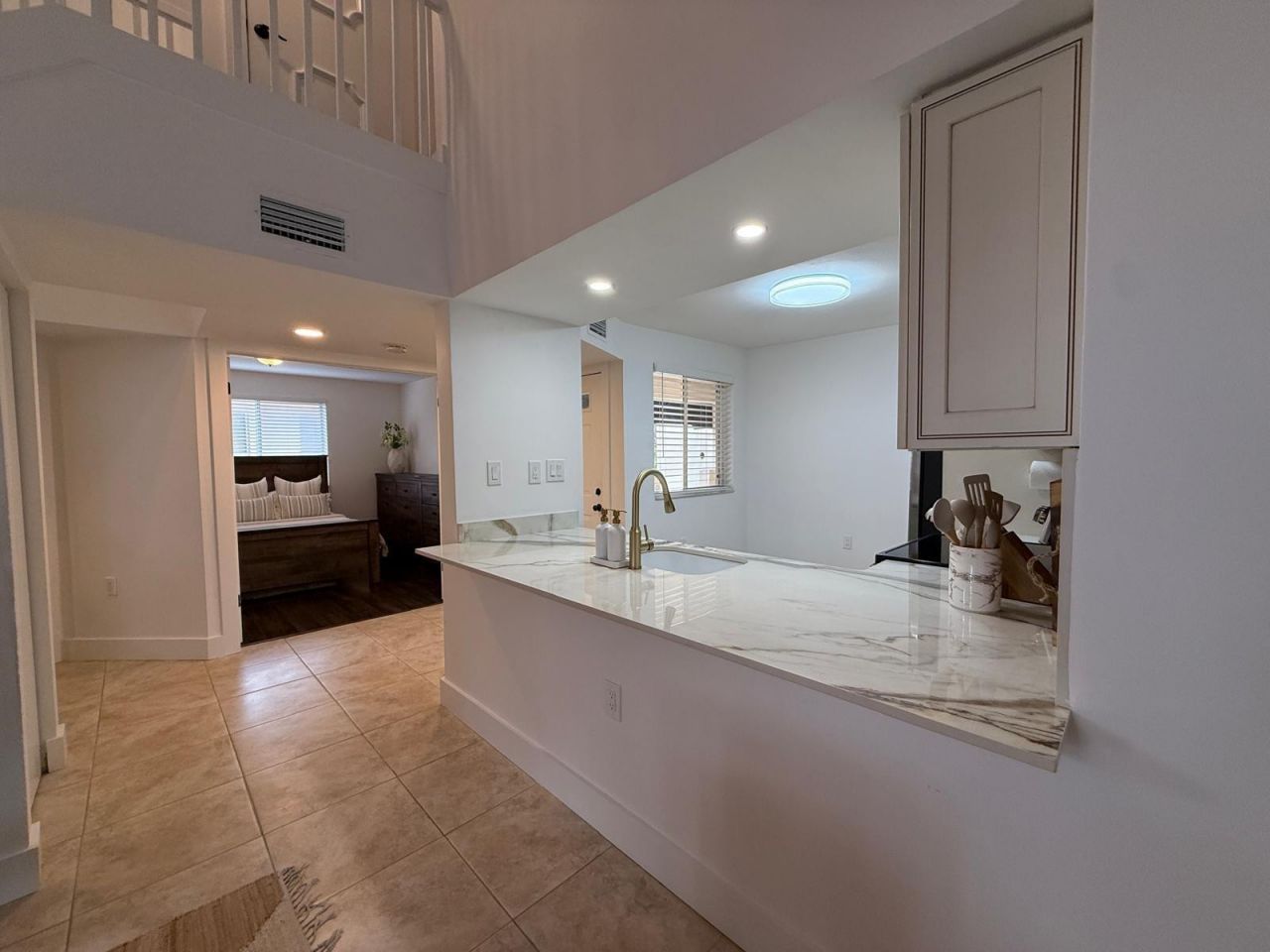 16206 Glenmoor Dr, Unit 206, West Palm Beach, FL 33409 Photo