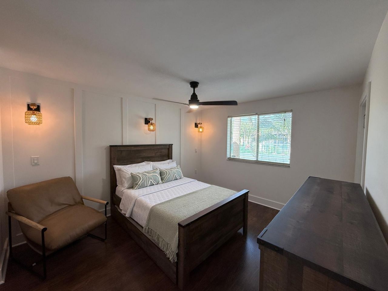 16206 Glenmoor Dr, Unit 206, West Palm Beach, FL 33409 Photo