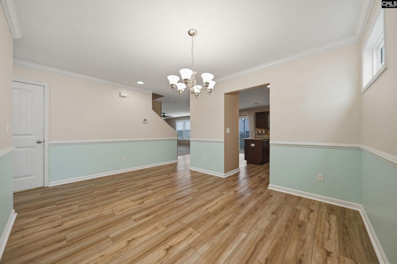 76 Crusader Court Photo 8