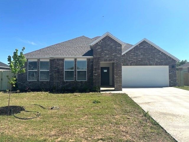 455 W Canada Drive, Farmington, AR 72730 Main Photo