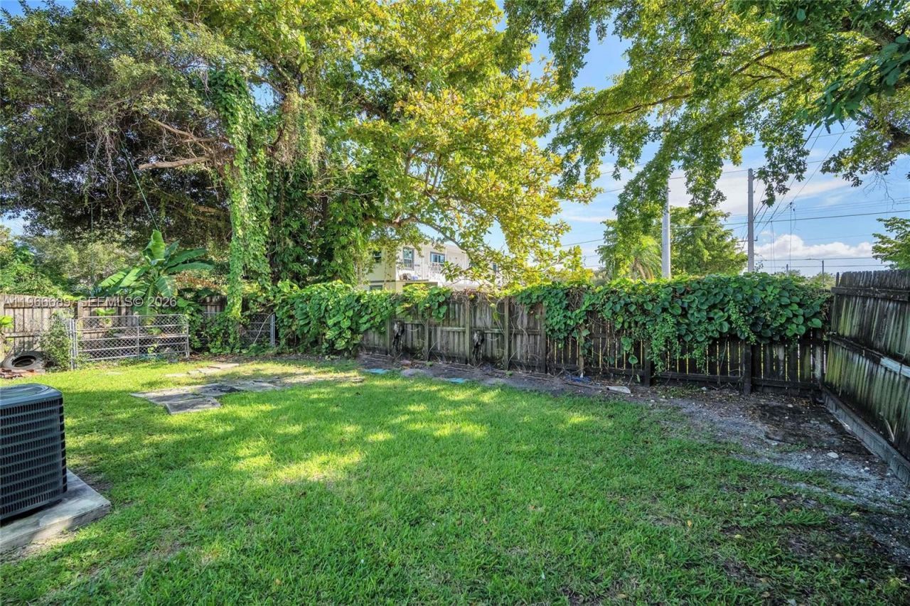 5825 NW 13th Ave, Miami, FL 33142 Photo