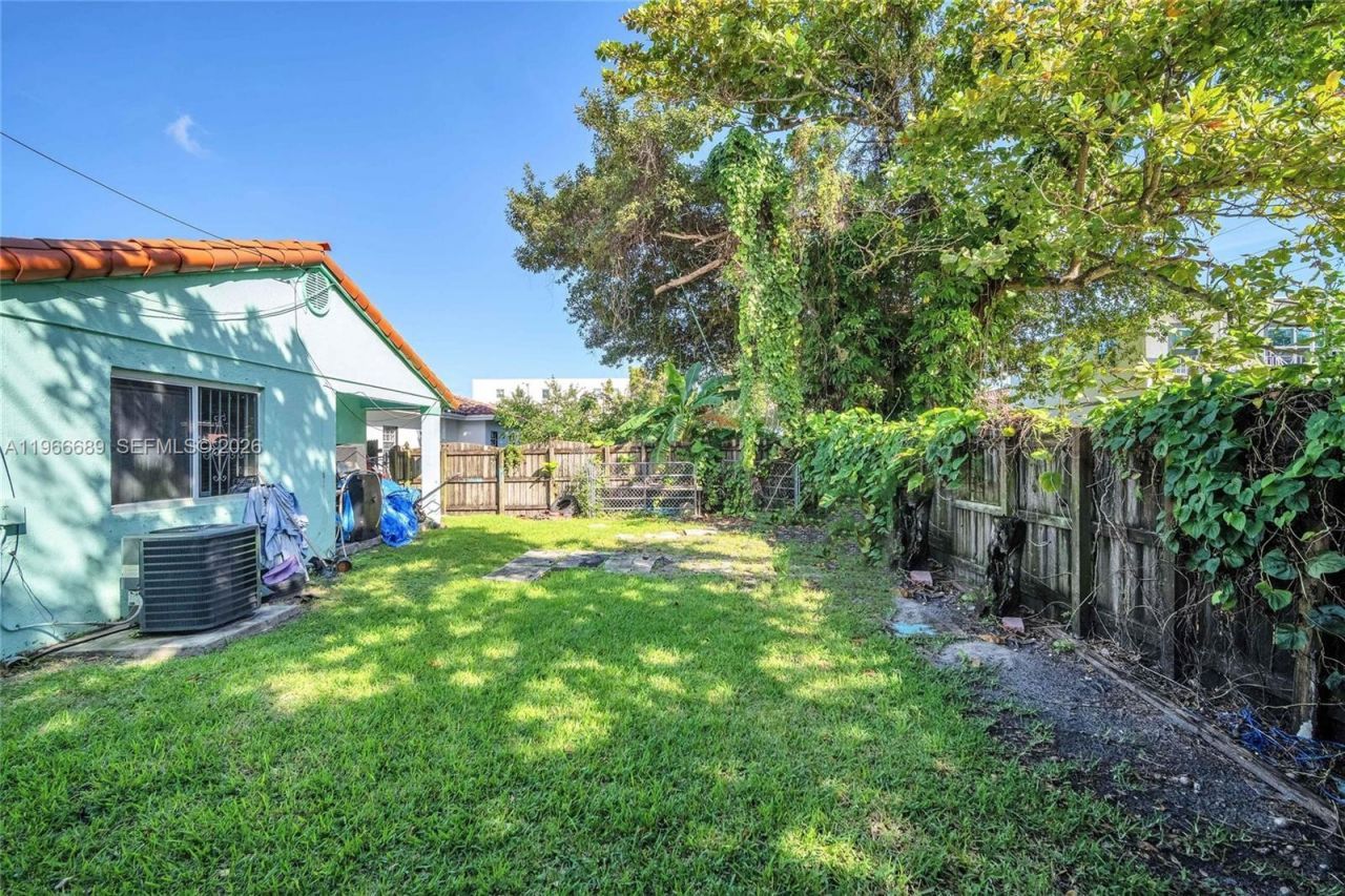 5825 NW 13th Ave, Miami, FL 33142 Photo