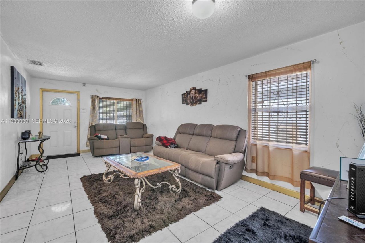 5825 NW 13th Ave, Miami, FL 33142 Photo