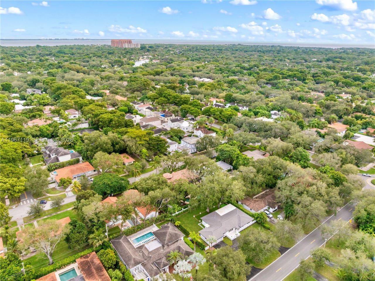 6011 Maynada St, Coral Gables, FL 33146 Photo