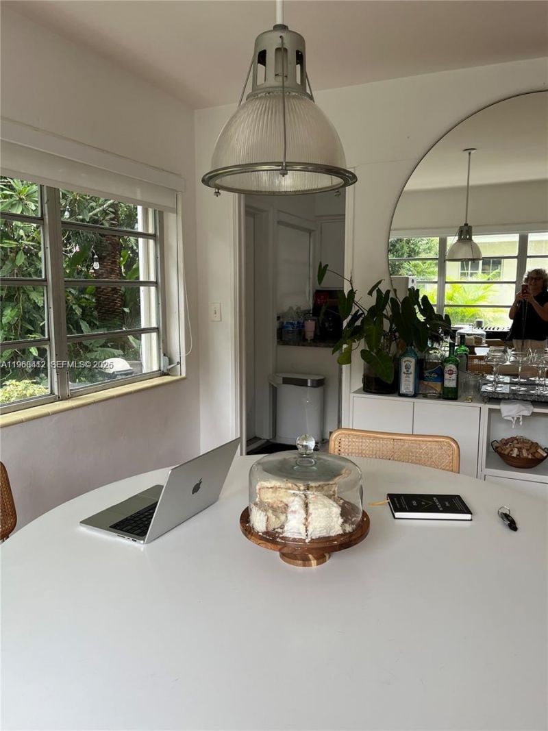 3917 Segovia St, Unit 3917, Coral Gables, FL 33134 Photo