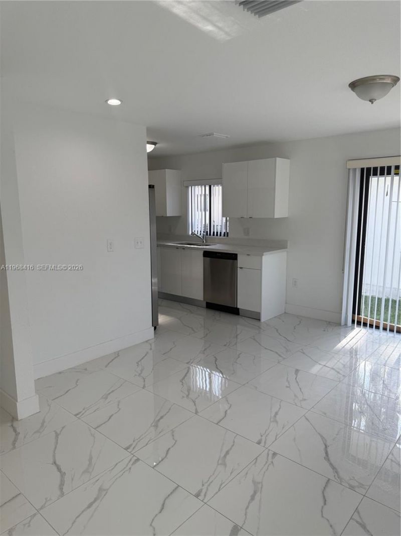 210 SW 3rd St , Florida City, FL 33034 Photo