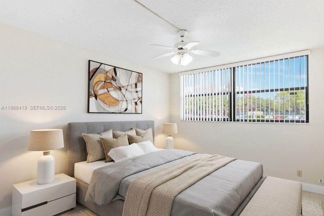 16400 Golf Club Rd, Unit 104, Weston, FL 33326 Photo