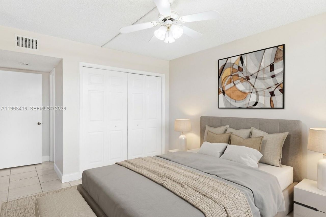 16400 Golf Club Rd, Unit 104, Weston, FL 33326 Photo