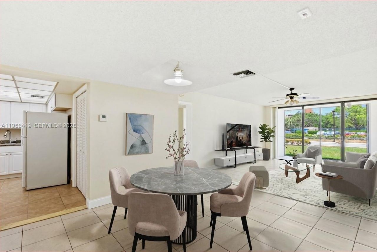 16400 Golf Club Rd, Unit 104, Weston, FL 33326 Photo