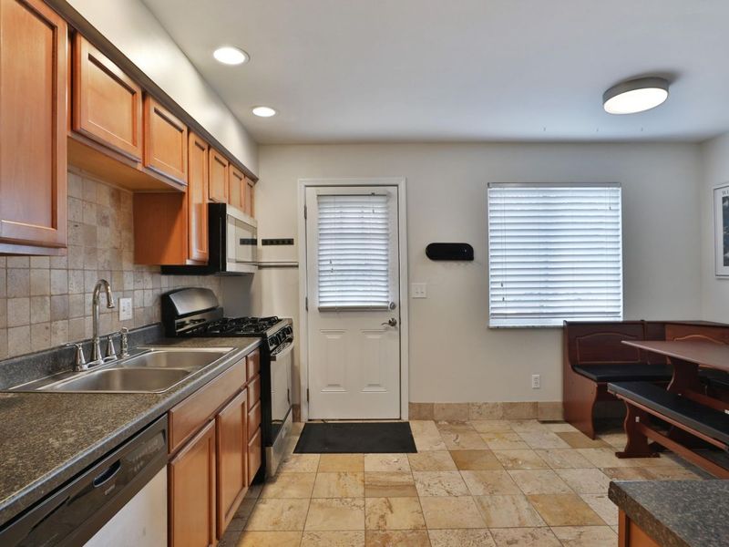 5200 Fenway Court , Unit B, Columbus, OH 43214 Photo 17