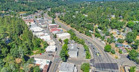 678 Main St, Placerville, CA 95667 Photo