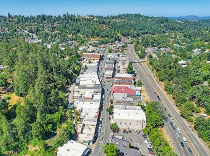 678 Main St, Placerville, CA 95667 Photo