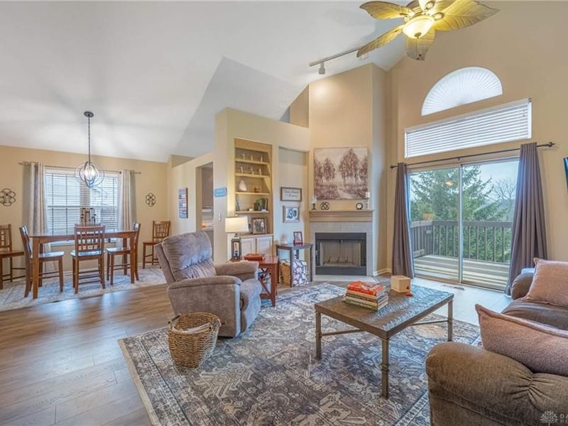 6865 Cedar Cove Drive, Centerville, OH 45459 Photo 3