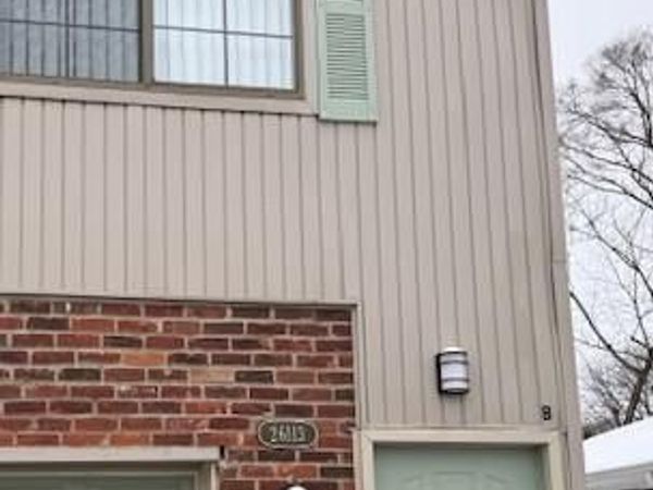 26113 Coolidge Hwy, Oak Park, MI 48237