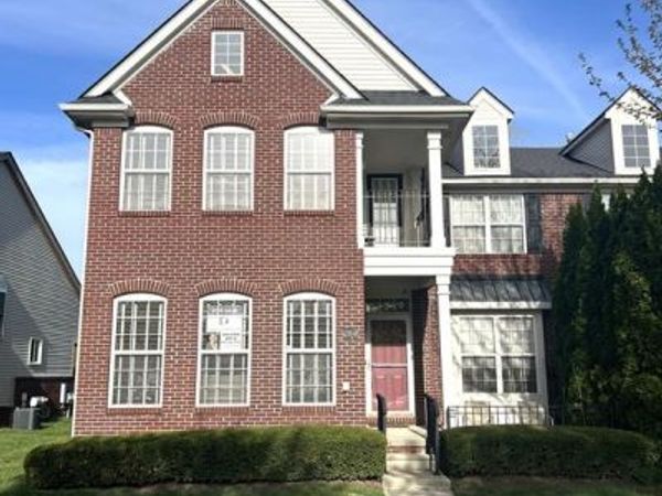 42808 Park Cresent Drive, Sterling Heights, MI 48313