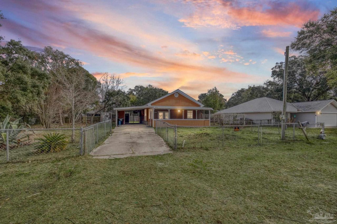 5650 Cruzat Way, Pensacola, FL 32507 Main Photo