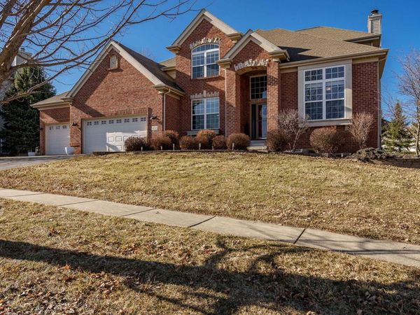 422 MAPLE LEAF Lane, POPLAR GROVE, IL 61065