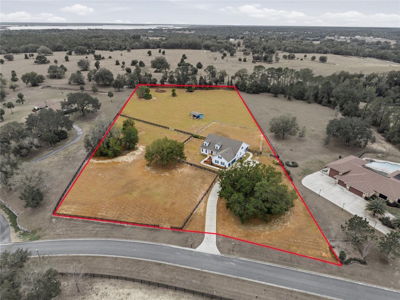 5608 Strong Point, Weirsdale, FL 32195 Photo