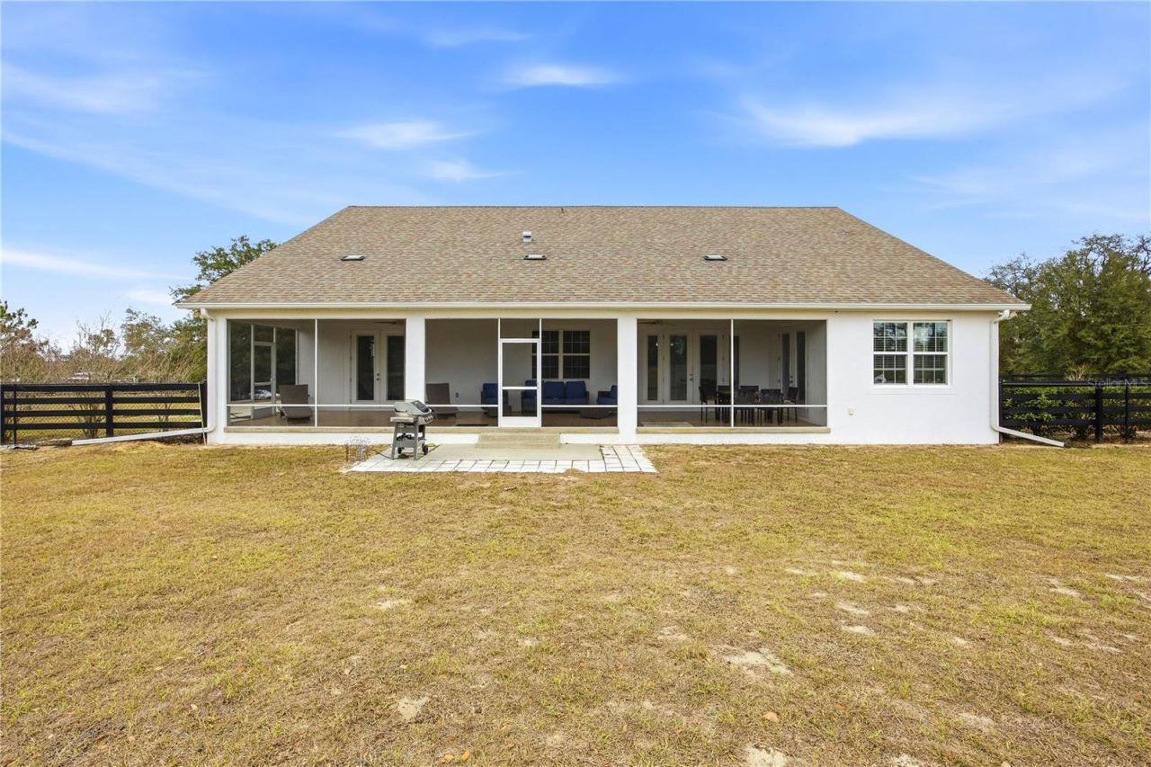 5608 Strong Point, Weirsdale, FL 32195 Photo