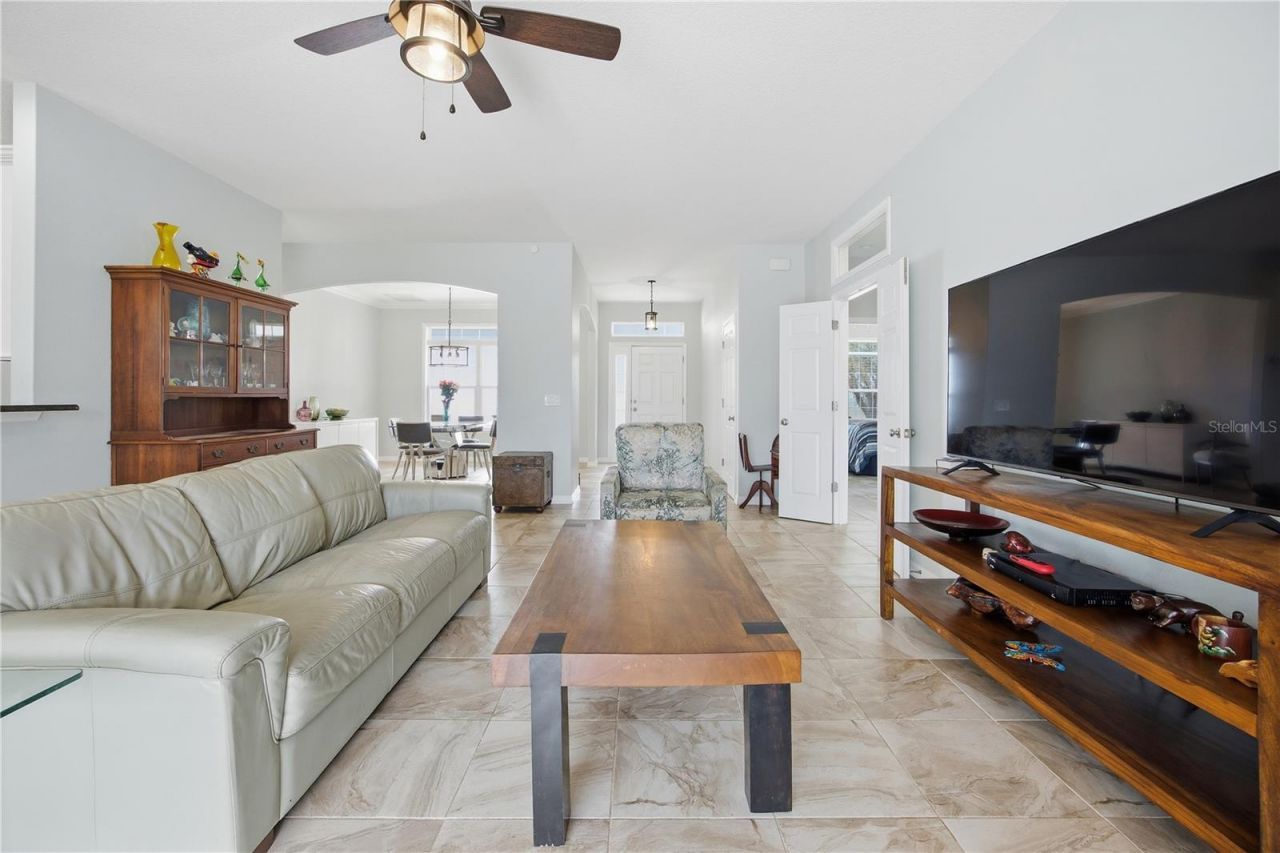 5608 Strong Point, Weirsdale, FL 32195 Photo