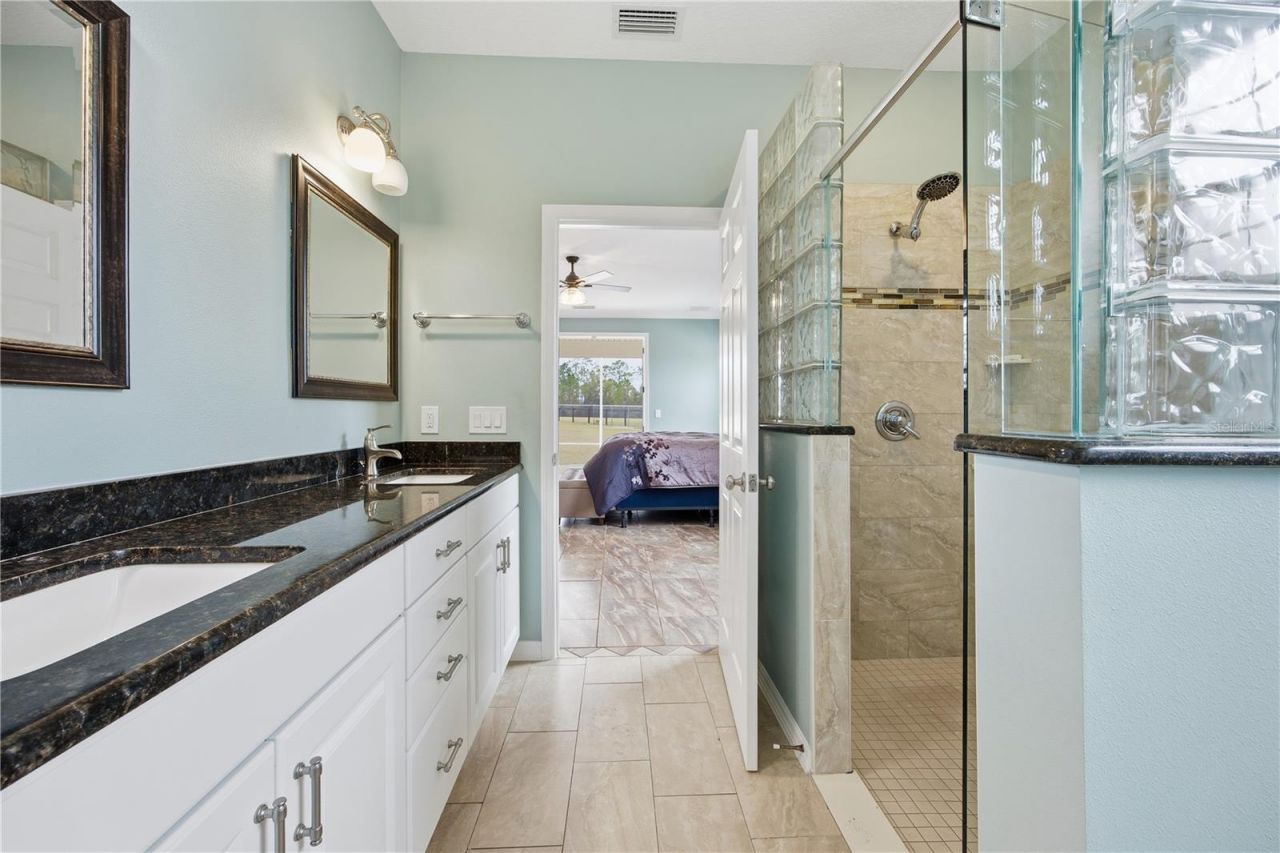 5608 Strong Point, Weirsdale, FL 32195 Photo