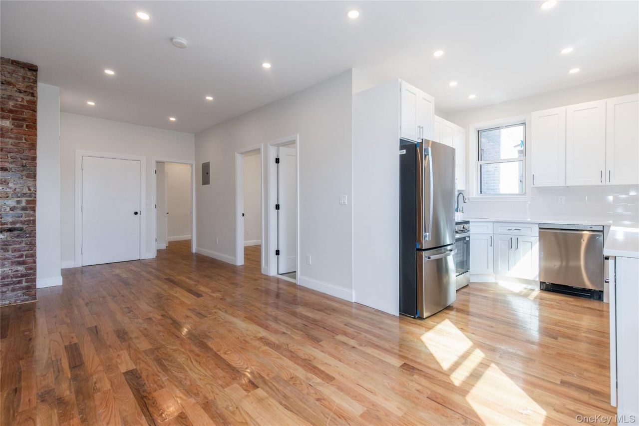 104-44 42nd Avenue, Corona, NY 11368 Main Photo