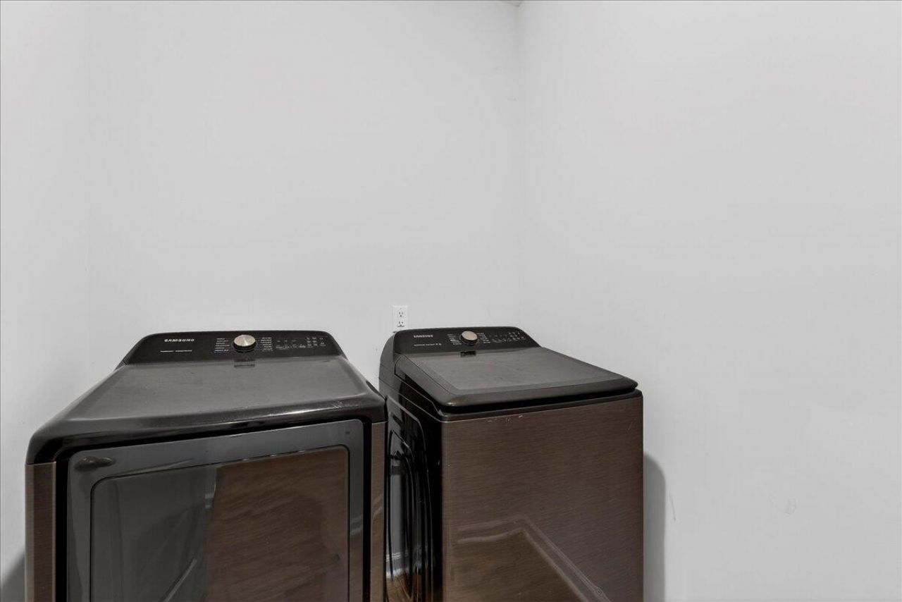 116 Whispering Wood Drive Photo 26