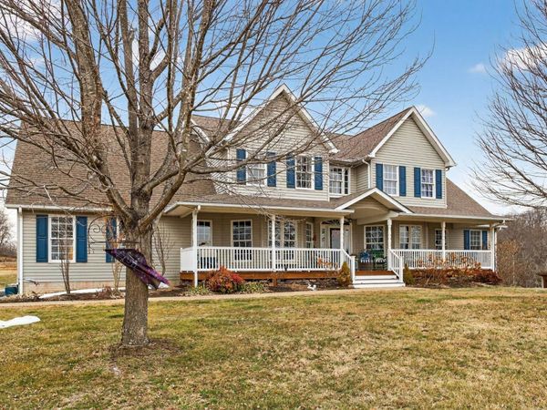 235 HOWARDSVILLE RD, STAUNTON, VA 24401