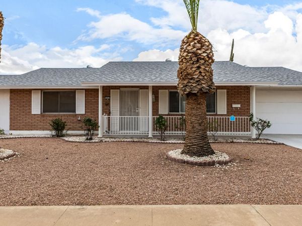 10415 W CINNEBAR Avenue, Sun City, AZ 85351