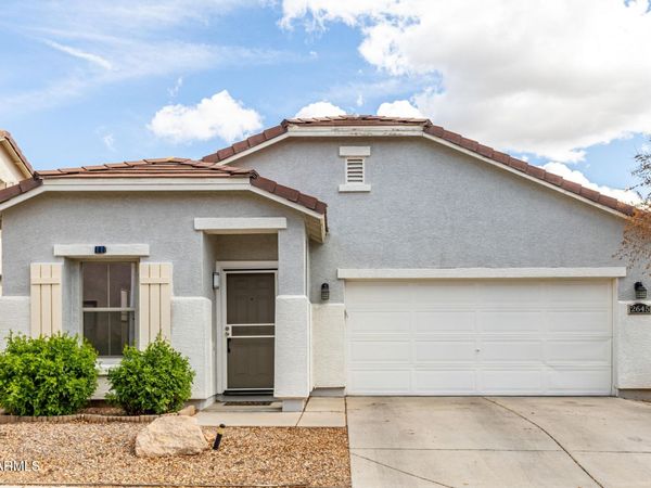 2645 S SOUTHWIND Drive, Gilbert, AZ 85295