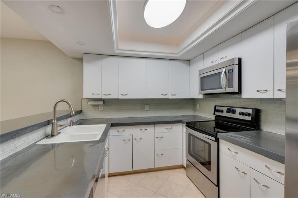 2370 Naples Trace Cir, Unit 6, Naples, FL 34109 Photo