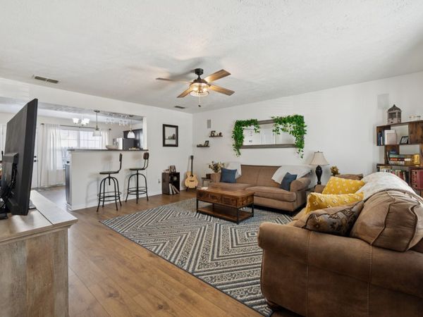 5007 73rd Ave , La Vergne, TN 37086