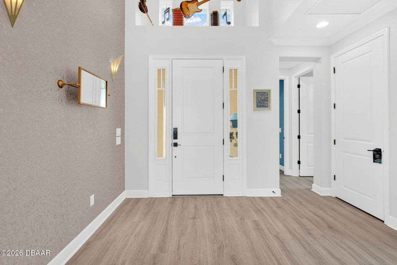 575 Barefoot Life Lane, Daytona Beach, FL 32124 Photo