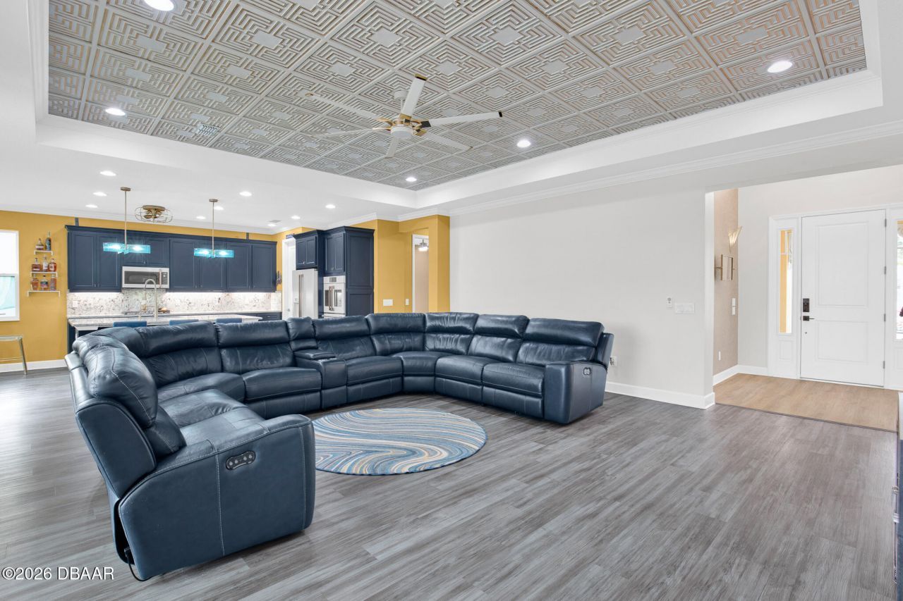 575 Barefoot Life Lane, Daytona Beach, FL 32124 Photo