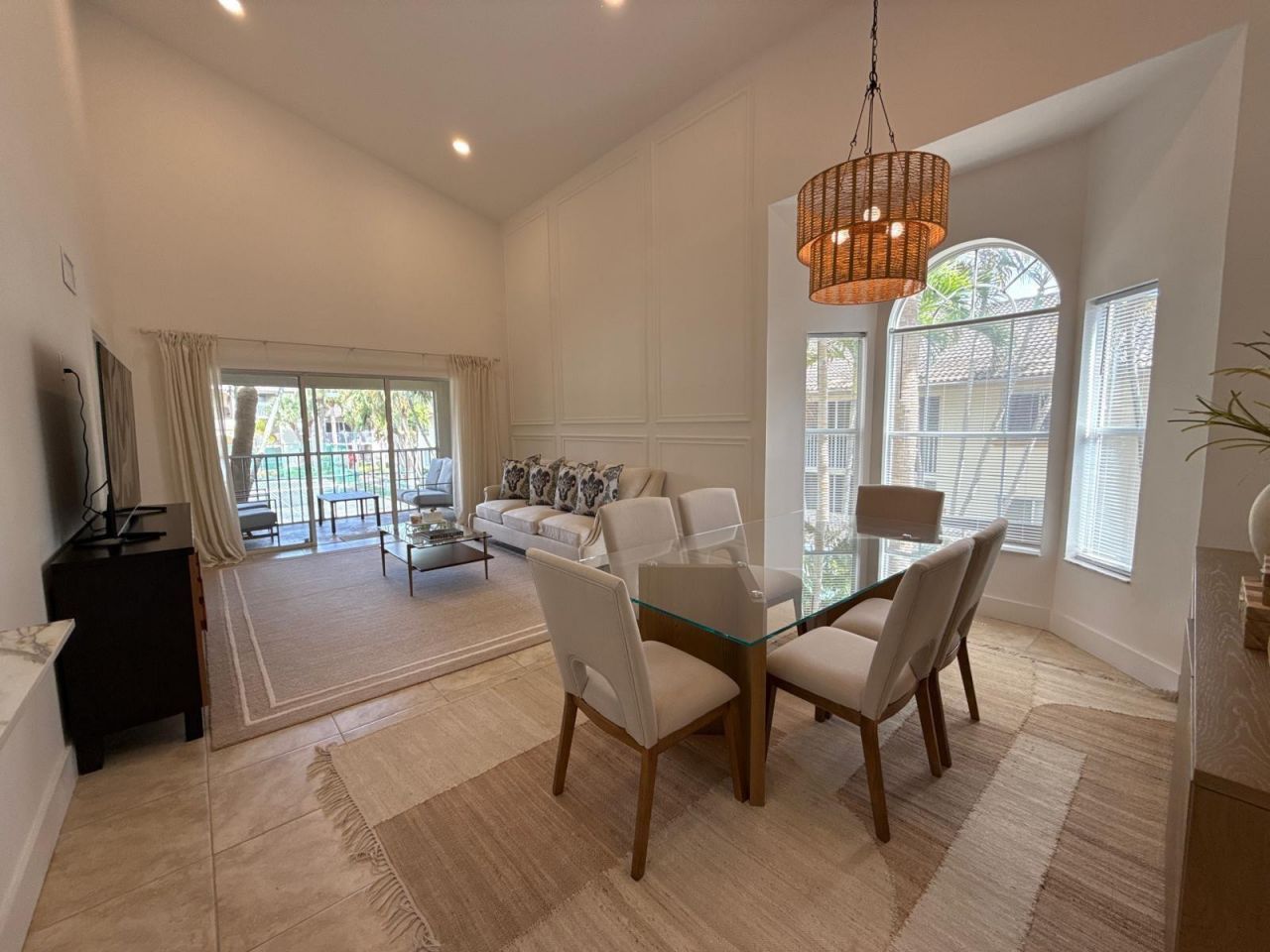 16206 Glenmoor Drive, Unit 206, West Palm Beach, FL 33409 Photo