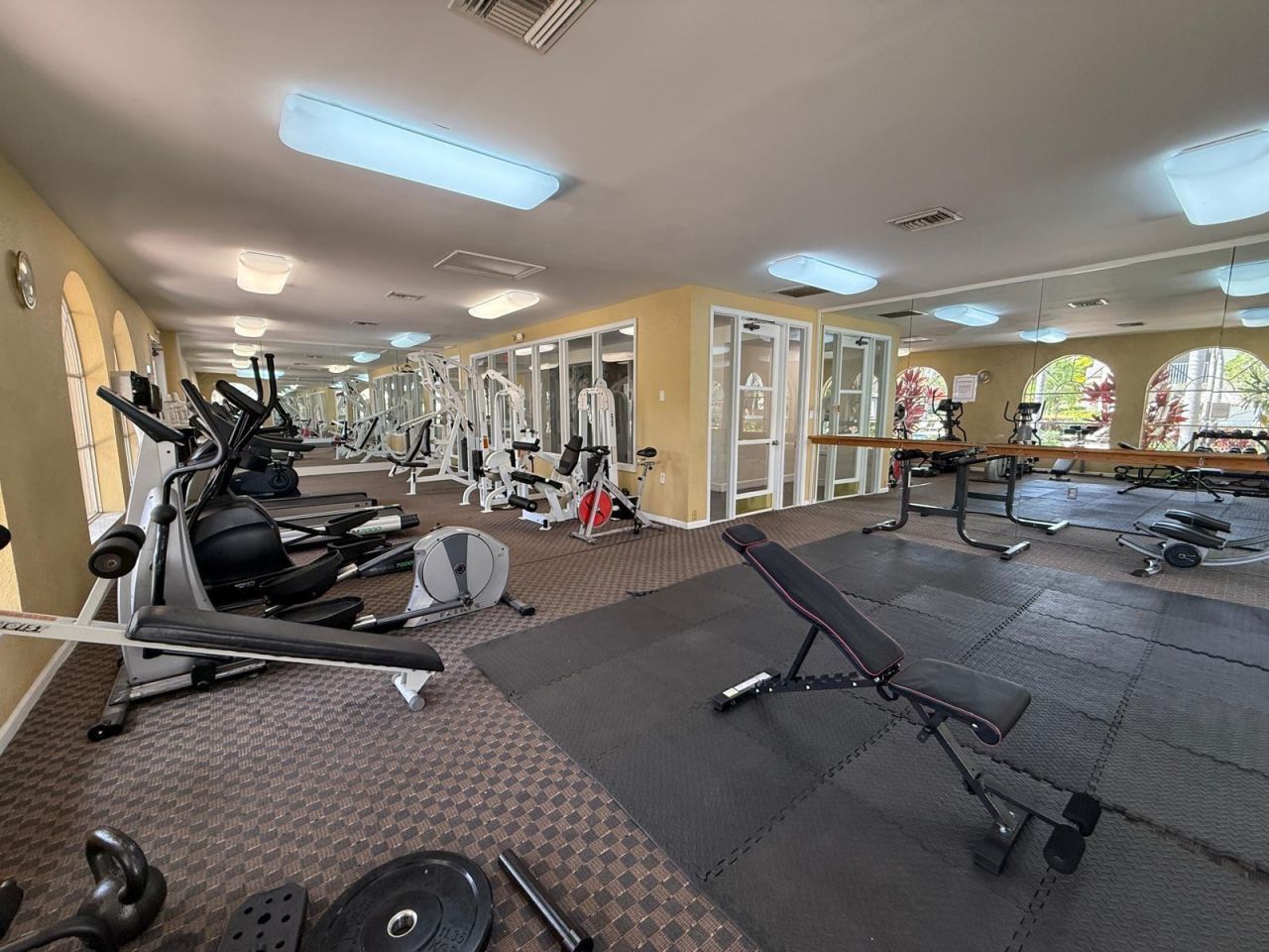 16206 Glenmoor Dr, Unit 206, West Palm Beach, FL 33409 Photo