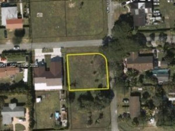 0 0, Miami, FL 33187