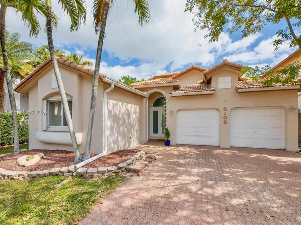 3103 NW 97th Ct, Doral, FL 33172