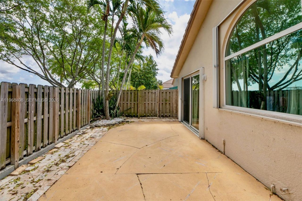 3103 NW 97th Ct, Doral, FL 33172 Photo