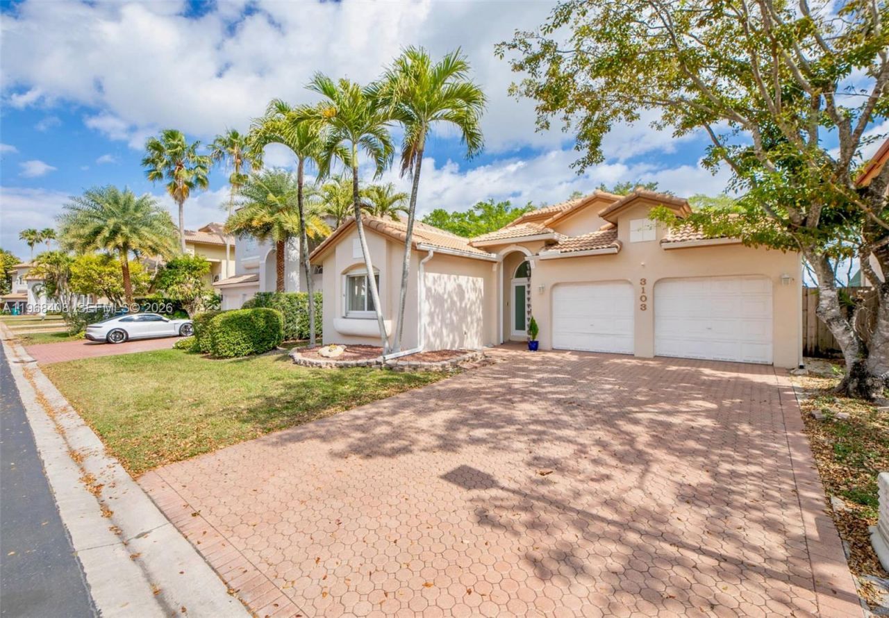 3103 NW 97th Ct, Doral, FL 33172 Photo