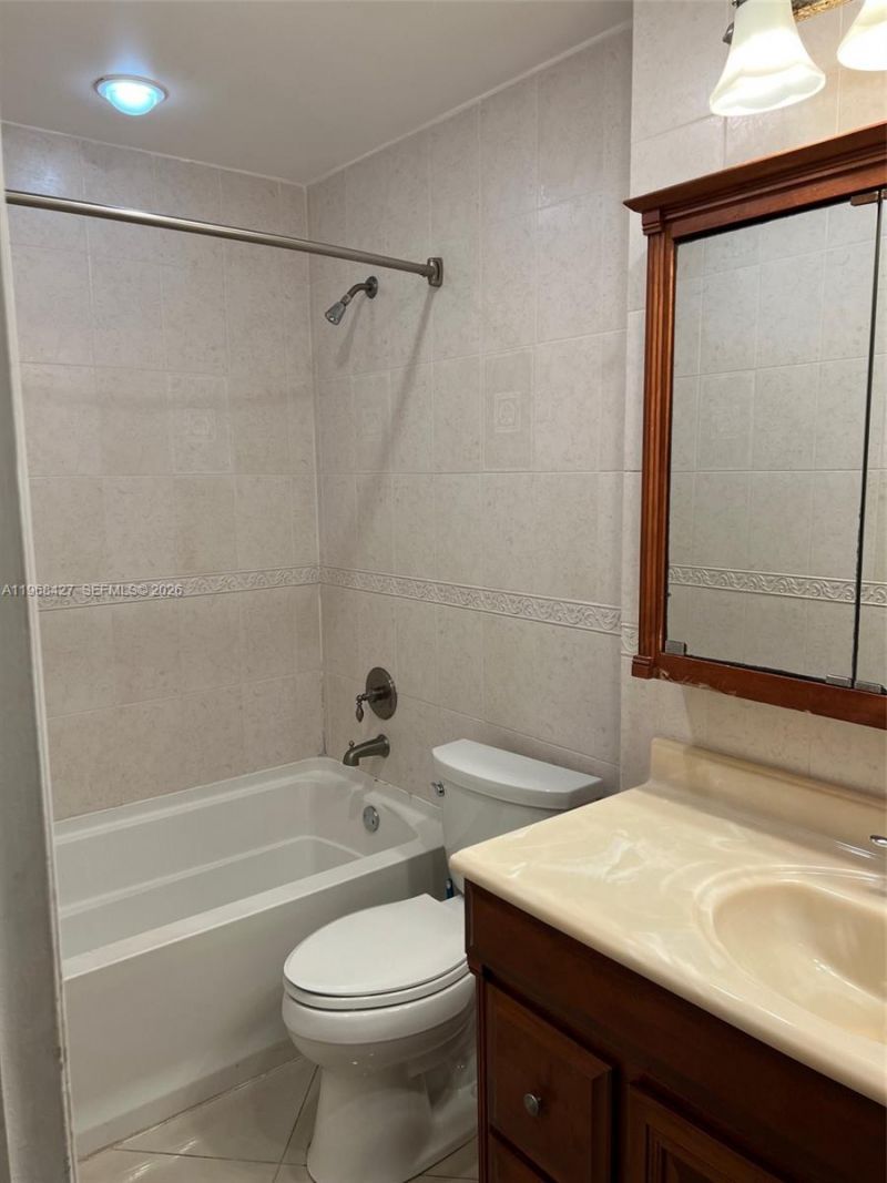 344 SW 1st St , Unit 6, Pompano Beach, FL 33060 Photo