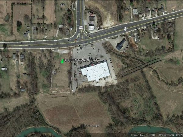 2469 E Huntsville Road , Fayetteville, AR 72701